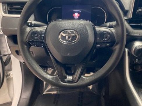 Used 2024 Toyota RAV4 LE image 30