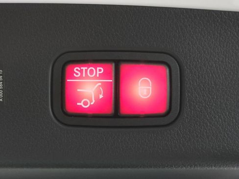 Certified 2026 Mercedes-Benz GLC 300 4MATIC image 28