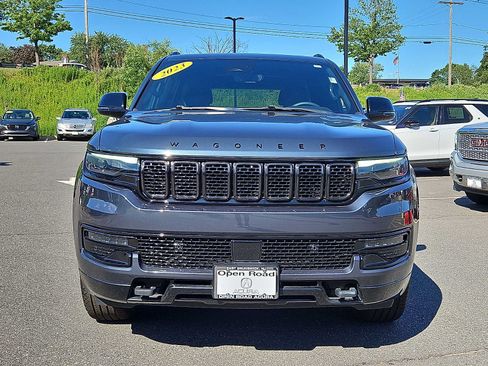 Used 2023 Jeep Wagoneer Series II AWD/4WD image 2
