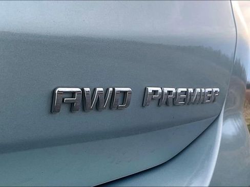 Used 2022 Chevrolet Equinox Premier image 24