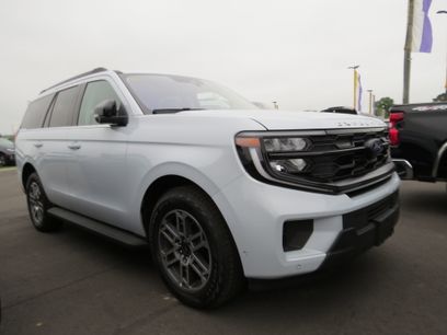 Used 2025 Ford Expedition Active