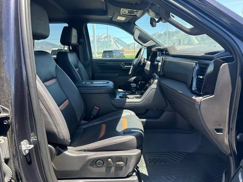 Used 2022 GMC Sierra 1500 AT4 w/ AT4 Premium Package AWD/4WD image 32