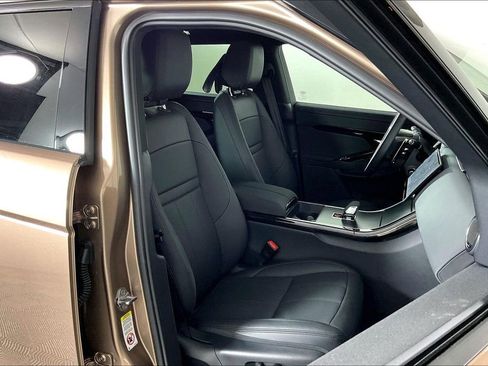 Used 2024 Land Rover Range Rover Evoque Dynamic SE image 6