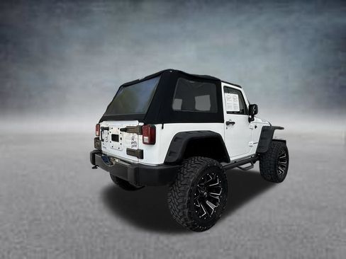 Used 2017 Jeep Wrangler Sport AWD/4WD image 7
