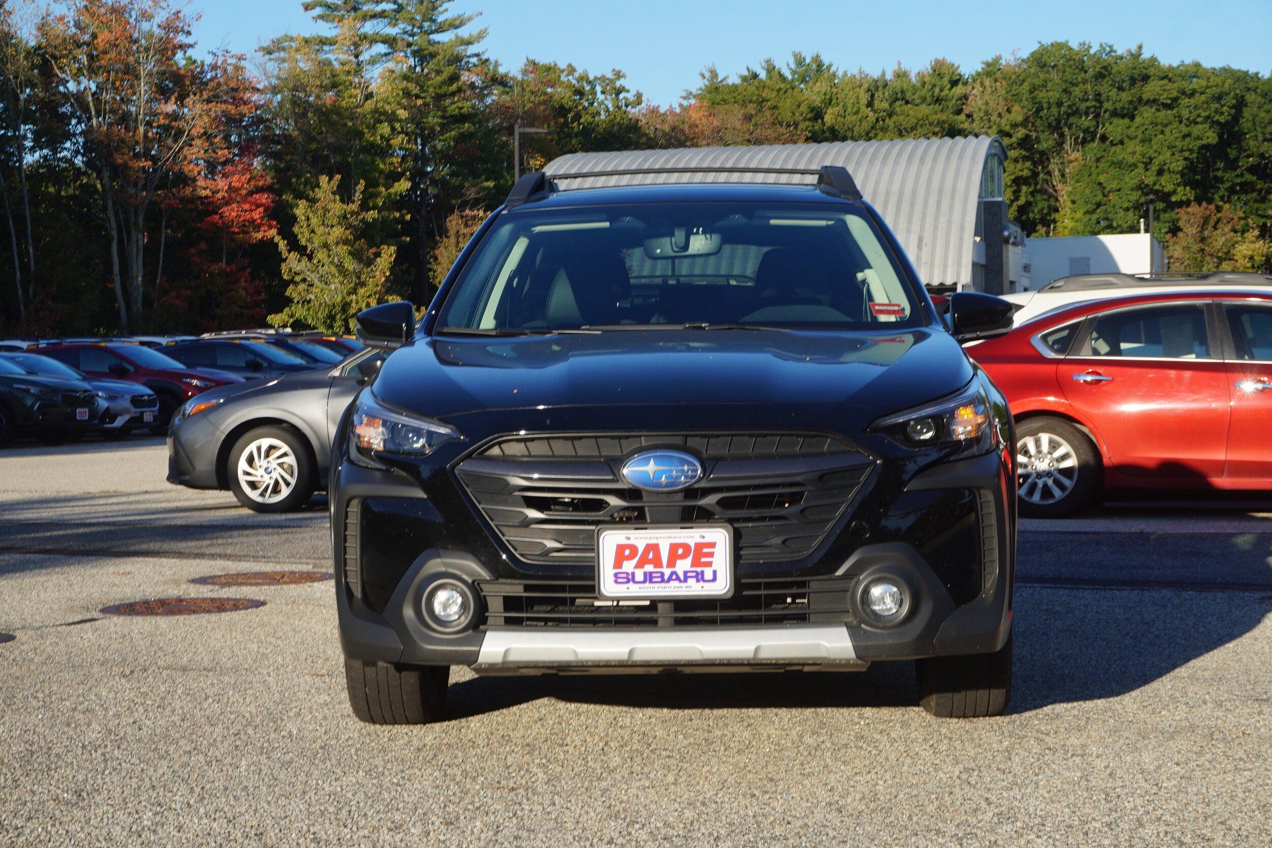 Used 2025 Subaru Outback Limited AWD/4WD image 2