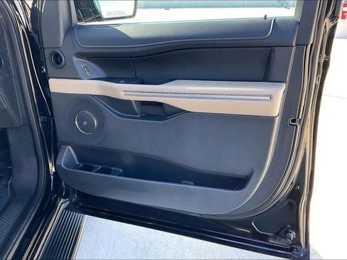 Used 2024 Ford Expedition Max Limited image 29