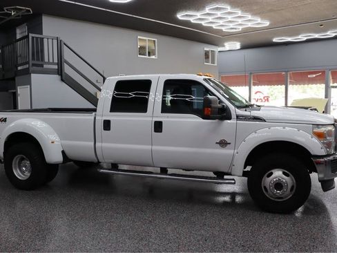 Used 2012 Ford F350 XLT w/ XLT Interior Pkg AWD/4WD image 5