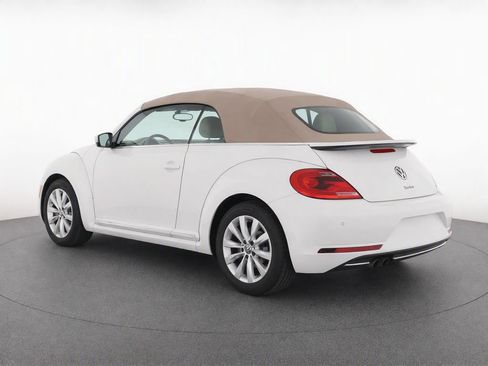 Used 2019 Volkswagen Beetle 2.0T S FWD image 4