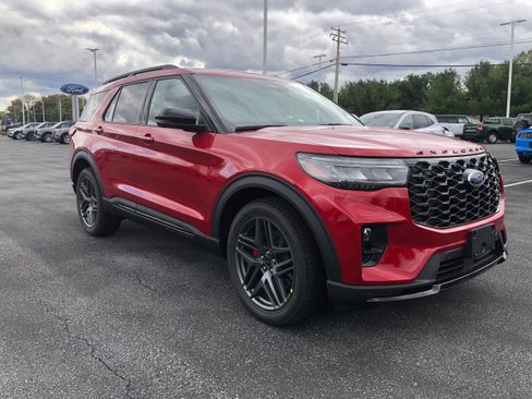 New 2026 Ford Explorer ST image 7