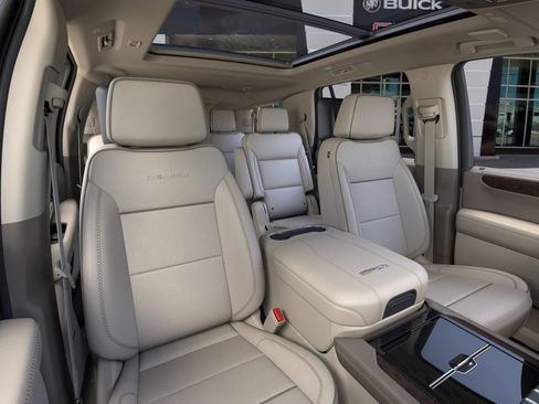 New 2026 GMC Yukon Denali w/ Denali Reserve Package AWD/4WD image 16