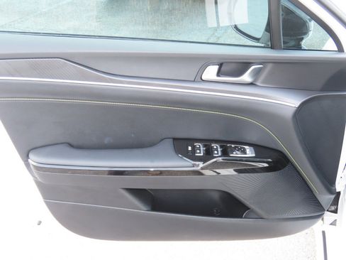 Used 2026 Kia K5 GT FWD image 23