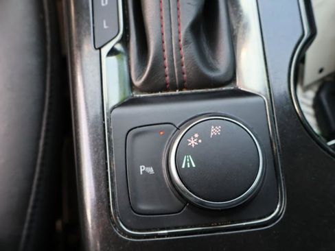 Used 2019 Chevrolet Blazer RS image 24