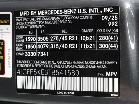 Certified 2026 Mercedes-Benz GLS 450 4MATIC image 40