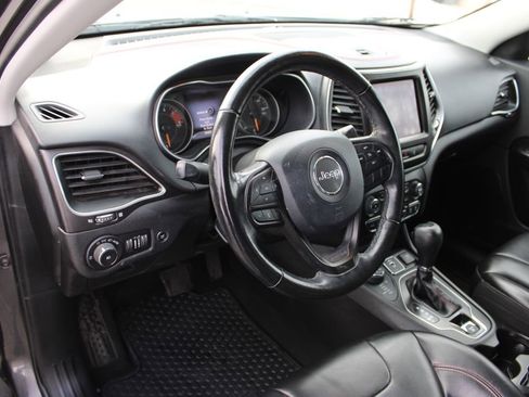 Used 2021 Jeep Cherokee Trailhawk w/ Comfort/Convenience Group image 45