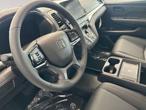 New 2026 Honda Odyssey EX-L image 10