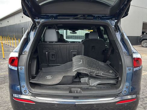 Used 2024 Buick Enclave Essence w/ LPO, Floor Liner Package AWD/4WD image 14