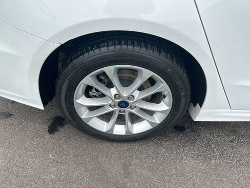 Used 2020 Ford Fusion SE image 42