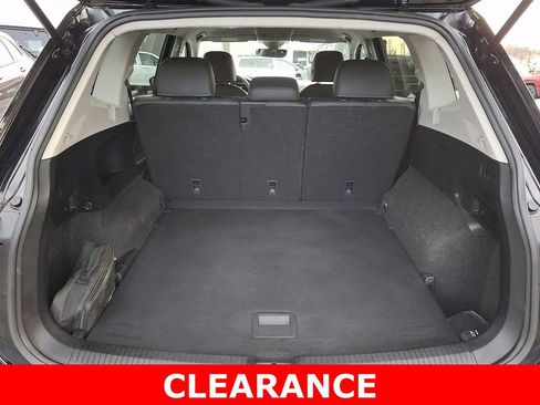 Used 2023 Volkswagen Tiguan SE image 29