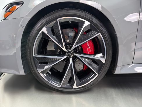 Used 2023 Audi RS 7 Sportback w/ Carbon Optic Package AWD/4WD image 13