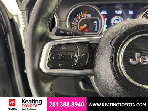 Used 2022 Jeep Gladiator Overland AWD/4WD image 26