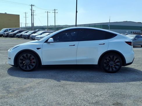 Used 2021 Tesla Model Y Performance AWD/4WD image 4