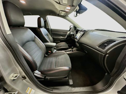 Used 2024 Mitsubishi Outlander Sport AWD image 31