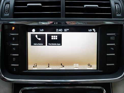 Used 2018 Lincoln Continental Select w/ Continental Climate Package FWD image 19