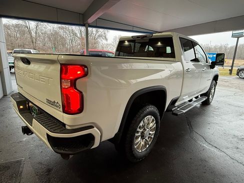 Used 2020 Chevrolet Silverado 3500 High Country w/ Z71 Off-Road Package image 10
