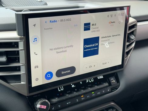 New 2026 Toyota Tundra Limited AWD/4WD image 15