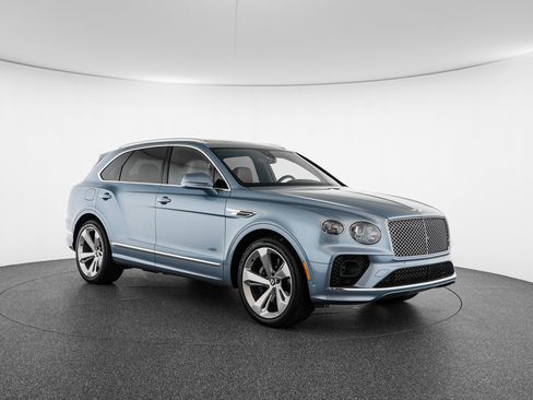 Certified 2023 Bentley Bentayga AWD/4WD image 1