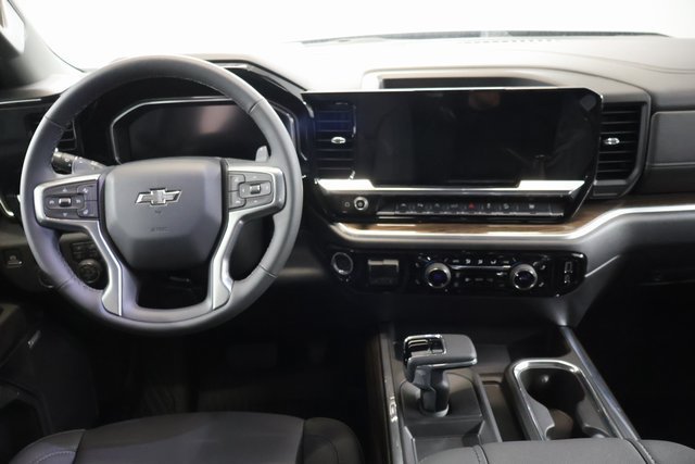New 2026 Chevrolet Silverado 1500 RST AWD/4WD image 16