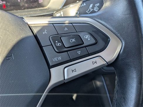 Used 2024 Volkswagen Jetta SE image 23