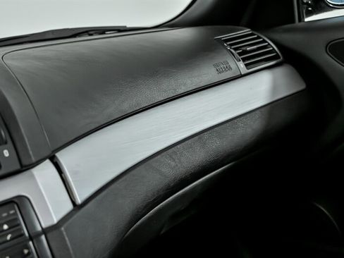 Used 2006 BMW M3 Convertible image 33