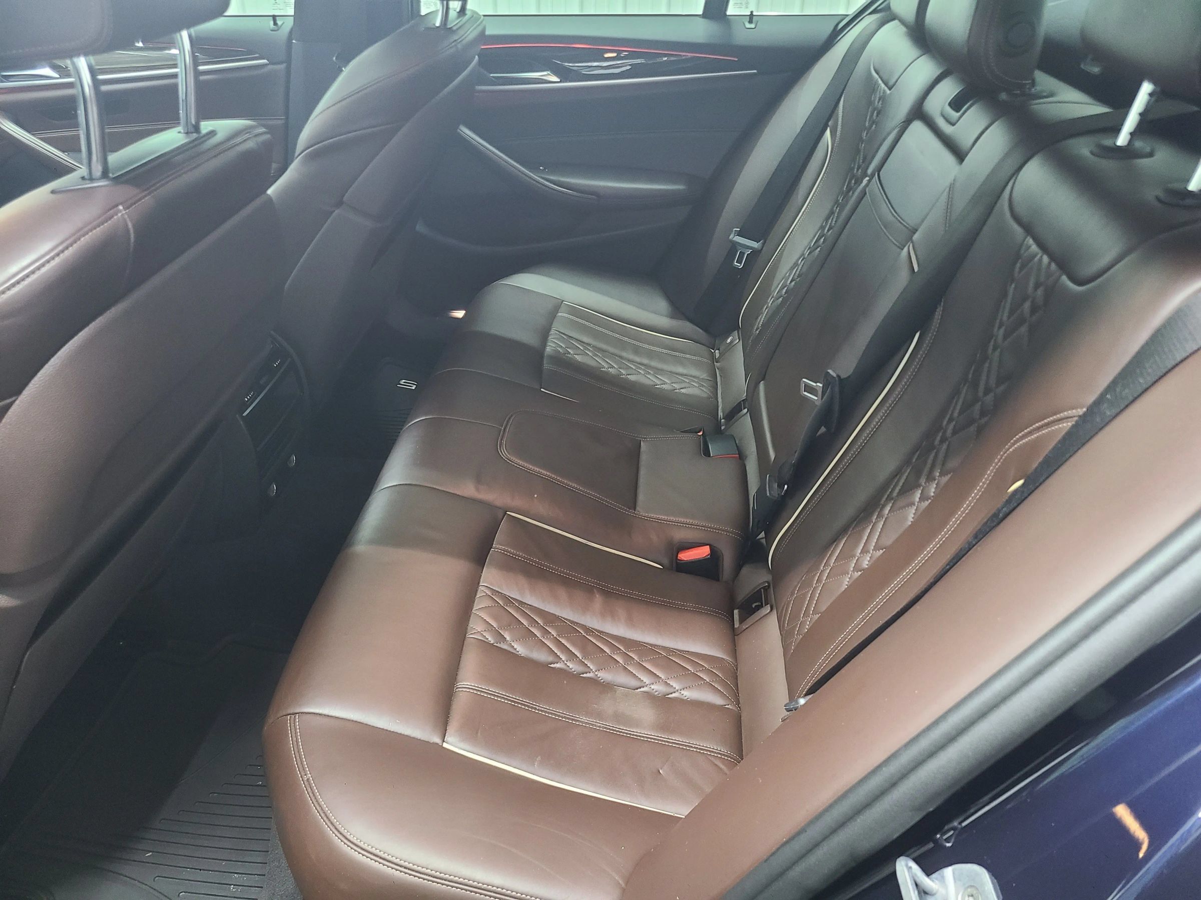 Used 2019 BMW 540i xDrive w/ Convenience Package AWD/4WD image 38