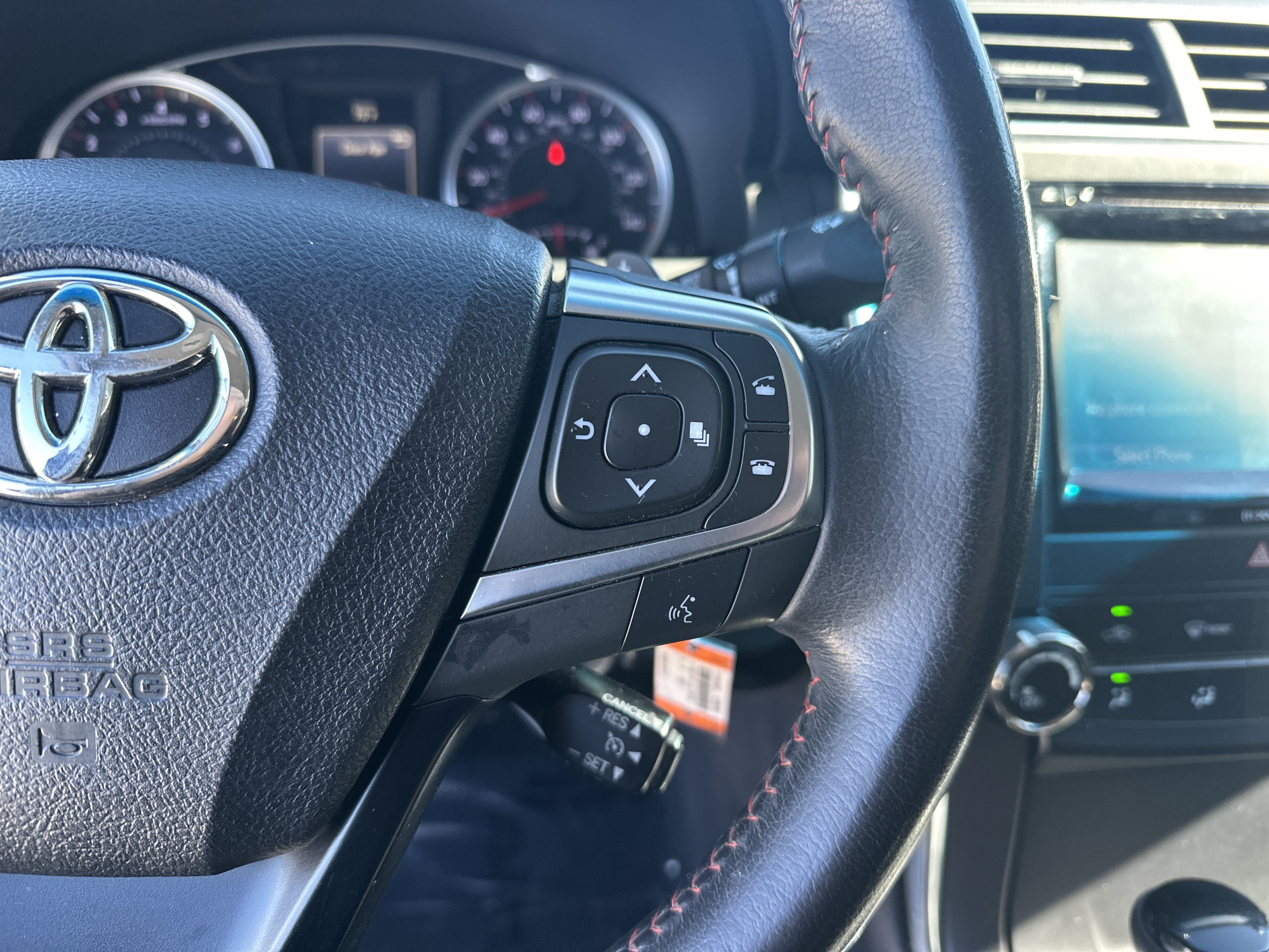 Used 2016 Toyota Camry SE FWD image 20