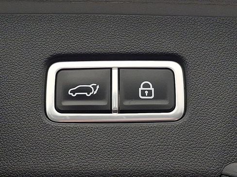 Certified 2023 Kia Sorento X-Line EX image 31