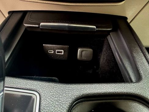 Used 2019 Cadillac XT4 Premium Luxury w/ Cold Weather Package FWD image 26