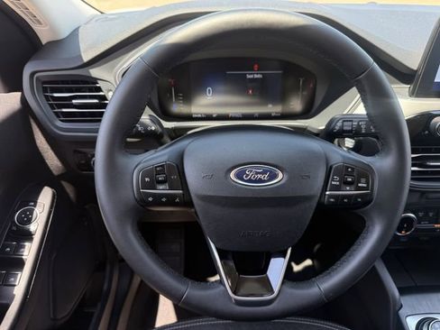 Used 2023 Ford Escape Active FWD image 12