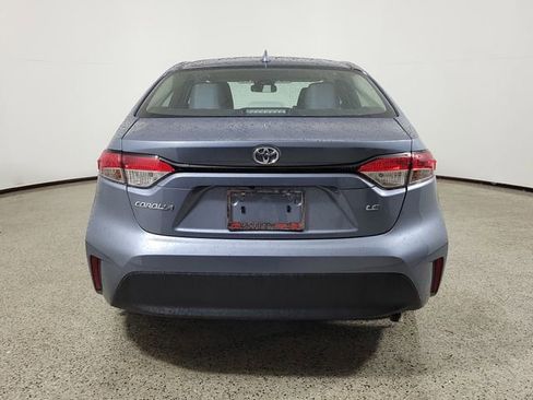 Used 2025 Toyota Corolla LE image 6