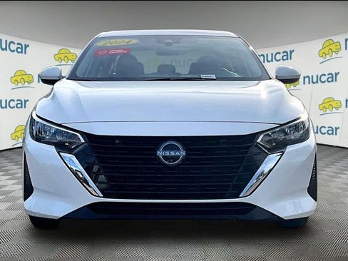 Used 2024 Nissan Sentra SV FWD image 2