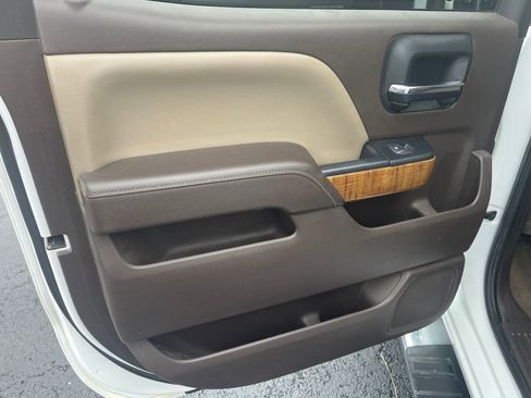 Used 2015 GMC Sierra 2500 SLT w/ Duramax Plus Package image 22