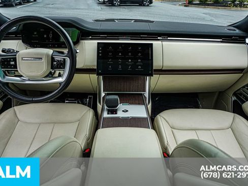 Used 2025 Land Rover Range Rover Long Wheelbase SE AWD/4WD image 27