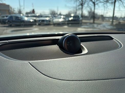 Certified 2025 Volvo V60 B5 Cross Country Ultra w/ Protection Package Premier image 14