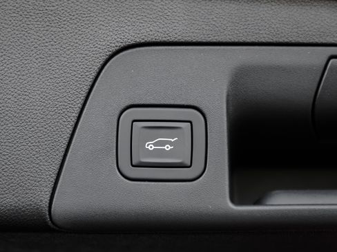 New 2025 Buick Envision Sport Touring image 21