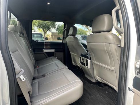 Used 2019 Ford F150 Lariat w/ Equipment Group 502A Luxury image 10