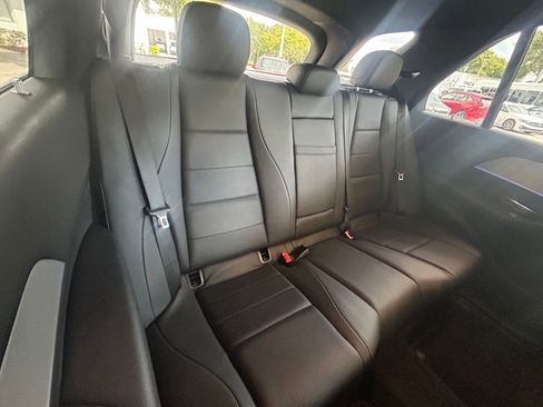 Used 2024 Mercedes-Benz GLE 450e 4MATIC image 32