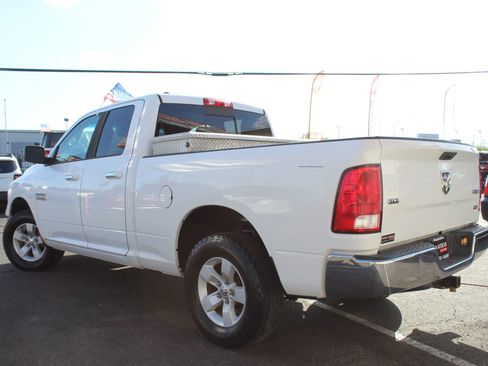 Used 2016 RAM 1500 Classic SLT AWD/4WD image 4