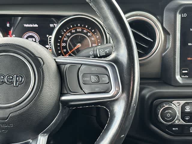 Used 2022 Jeep Wrangler Unlimited Sahara w/ LED Lighting Group AWD/4WD image 9