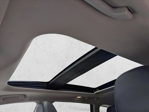 Used 2018 Nissan Murano Platinum w/ Cargo Package image 18