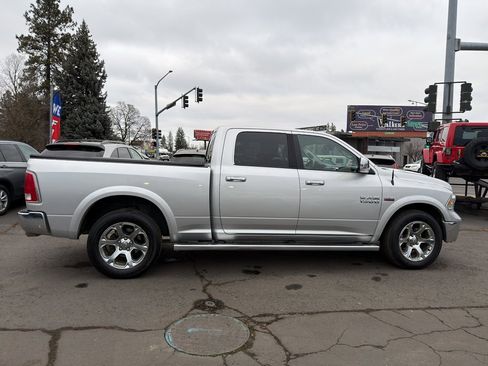 Used 2015 RAM 1500 Laramie w/ Convenience Group image 7